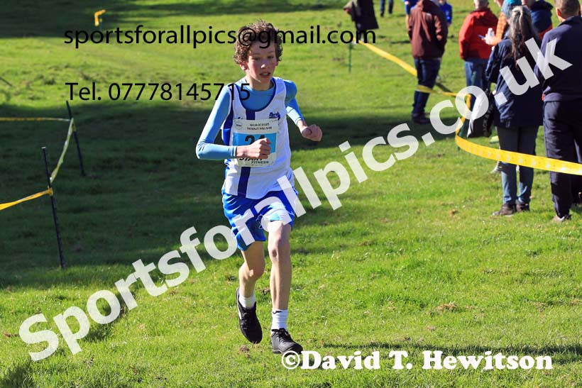 Boys under-15s, 2022 NECAA Cross Country Relays, Thornley Hall Farm, Peterlee, County Durham, October 15th. Photo: David T. Hewitson/Sports for All Pics